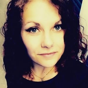 Meet your Posher, Tacy